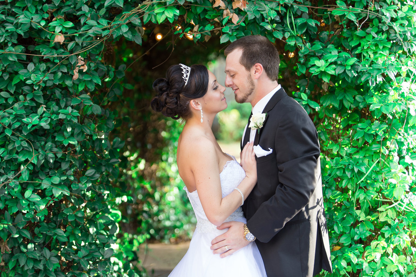 Happy Wedded Couple in Beautiful Historic Hill Country Wedding Venue